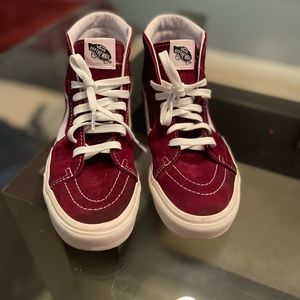 Maroob High top vans